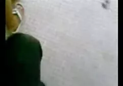 İşler soyunma odasında vahşi toplu gurup sikis olsun