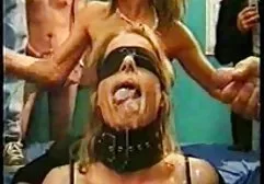 Sıcak ESMER gurup borno bir yapay penis humps